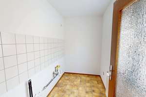*Niedrige Provision* Neckarstadt-Ost: Bezugsfreie 3-Zimmer-Wohnung, teilrenoviert, mit Stellplatz – 68167 Neckarstadt-Ost/Wohlgelegen, Mannheim – Vorschaubild 13