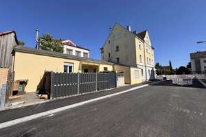 Katip | Kapitalanlage mit einem Bungalow und zwei Gewerbeeinheiten (Büro -Praxis/ Gastro) im Paket – Die vollständige Adresse der Immobilie erhältst du vom Anbieter., 86163 Hochzoll-Nord, Augsburg – Vorschaubild 2