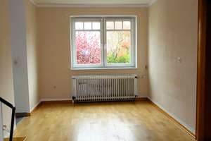 Familienfreundliches Reihenmittelhaus mit Garten und Garage in gepflegtem Umfeld – Die vollständige Adresse der Immobilie erhältst du vom Anbieter., 31275 Lehrte – Vorschaubild 3