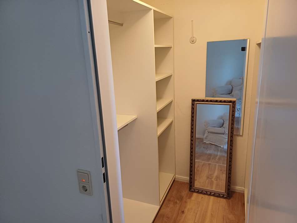 Begehbarer Kleiderschrank 2
