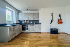 Auto UND Motorrad inklusive: 2-Zimmer-Wohnung mit Südbalkon in der Oberen Au / Haidhausen – Tassiloplatz 13, 81541 Obere Au, München – Vorschaubild 4