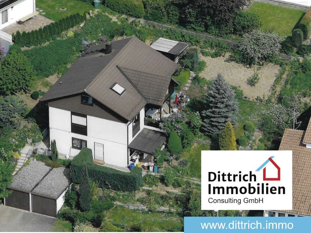 Immobilie in Knittlingen - Ländlich wohnen mit Platz für die Familie, Garten und einer Einliegerwohnung - Bild 0