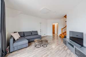 From 12.05 - Two-story Apartment in Neukölln – Die vollständige Adresse der Immobilie erhältst du vom Anbieter., 12043 Neukölln (Ortsteil), Berlin – Vorschaubild 3