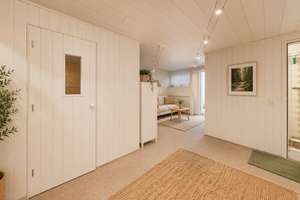 Familienresidenz mit zwei Wohnhäusern auf ca. 2.160 m² Grundstück in Düsseldorf-Lohausen – Die vollständige Adresse der Immobilie erhältst du vom Anbieter., 40474 Lohausen, Düsseldorf – Vorschaubild 8