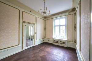 Großzügige Etagenwohnung mit repräsentativem Flair – Stilvolles Wohnen in historischer Villa – Die vollständige Adresse der Immobilie erhältst du vom Anbieter., 42389 Langerfeld-Beyenburg, Wuppertal – Vorschaubild 4