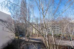 ⭐Top-Lage im Bayrischen Viertel - Modernisierte 1,5 Zi Whg zum Innenhof mit Süd-Balkon, EBK & Aufzug – Die vollständige Adresse der Immobilie erhältst du vom Anbieter., 10779 Schöneberg, Berlin – Vorschaubild 3