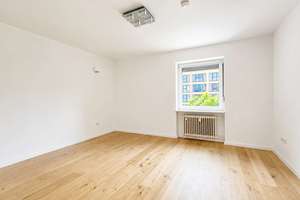 Ihre 4 Zimmer Wohnung: hell & renoviert – Die vollständige Adresse der Immobilie erhältst du vom Anbieter., 80809 Am Riesenfeld, München – Vorschaubild 3