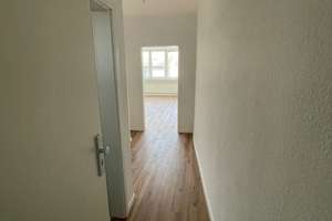 renovierte helle 3 Zimmer Wohnung , 76 m² -  in Oberhausen-Marienkirche – Schwartzstr. 100, 46045 Marienkirche, Oberhausen – Vorschaubild 9