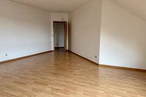 Große Helle 3 Zimmer Dachgeschoss Wohnung im Hopfengarten – 39120 Hopfengarten, Magdeburg – Vorschaubild 2