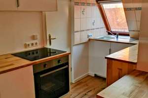 Charmante möblierte 1,5-Zimmer-Dachgeschosswohnung im schönen Weitlingkiez – Zachertstraße 8, 10315 Friedrichsfelde, Berlin – Vorschaubild 3