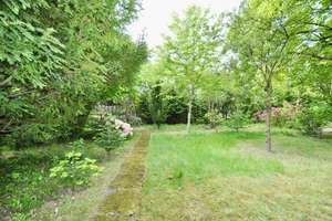 Teilsanierter Bungalow: 345 m² Wohn- Nutzfläche mit großem Grundstück! Berlin-Marienfelde – Die vollständige Adresse der Immobilie erhältst du vom Anbieter., 12277 Marienfelde, Berlin – Vorschaubild 26