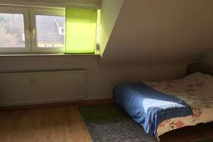 S-Ost: Sonnige, ruhig - am Waldrand gelegene - 2-Zimmer-Dachgeschosswohnung mit EBK in Stuttgart – Die vollständige Adresse der Immobilie erhältst du vom Anbieter., 70186 Gablenberg, Stuttgart – Vorschaubild 6