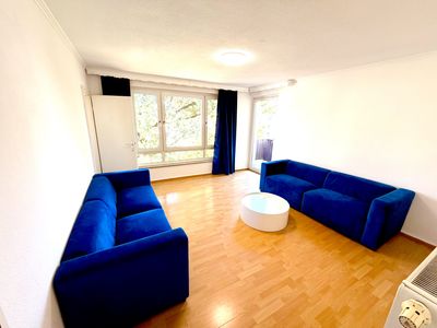 Helle 2-Zimmer-Wohnung mit Balkon