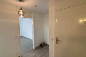 Sanierte 2-Zimmer-Wohnung mit Süd-Terrasse u. Duplexparkplatz in Schwabing-Biederstein (unvermietet) – Maasweg 1, 80805 Biederstein, München – Vorschaubild 16