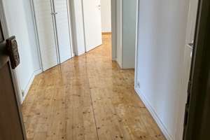 Charmante 2-3-Zimmer mit Südwest-Balkon, EBK, saniertem Badezimmer, Holzdielen etc. – 30165 Vahrenwald, Hannover – Vorschaubild 12