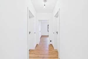 Erstbezug nach Modernisierung: Großzügige 3-Zimmer-Wohnung mit Balkon in begehrter Lage! – Die vollständige Adresse der Immobilie erhältst du vom Anbieter., 93051 Kumpfmühl-Ziegetsdorf-Neuprüll, Regensburg – Vorschaubild 10
