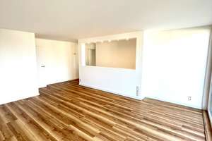 Lichtdurchflutete Maisonette-Wohnung mit Balkon und Gartennutzung im beliebten Dresden-Bühlau! – Die vollständige Adresse der Immobilie erhältst du vom Anbieter., 1324 Bühlau/Weißer Hirsch, Dresden – Vorschaubild 3