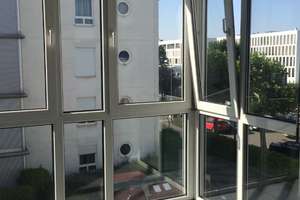 Helle 2-Zimmer-Wohnung mit Aufzug, Tiefgaragenstellplatz und eigener Waschküche in Wiesbaden-Südost