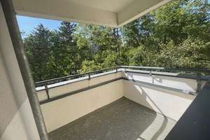 Renovierungsobjekt mit idyllischem Grünblick – Verwandeln Sie es in Ihr Traumheim! – Hakenfelder Str. 9, 13587 Hakenfelde, Berlin – Vorschaubild 4