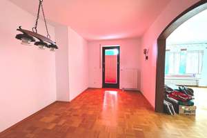 Ruhig gelegenes Zweifamilienhaus mit ausgebautem DG – Die vollständige Adresse der Immobilie erhältst du vom Anbieter., 86316 Friedberg – Vorschaubild 3