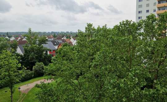 Helle 4-Zi-Wohnung über den Dächern von MA-Niederfeld