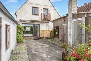 Großes Grundstück, großes Potential - Einfamilienhaus in Bremen-Rönnebeck – Die vollständige Adresse der Immobilie erhältst du vom Anbieter., 28777 Rönnebeck, Bremen – Vorschaubild 4