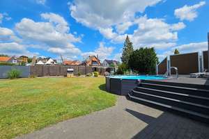 Den Sommer im eigenen Garten mit Pool verbringen?
Anschauen lohnt sich, einziehen und wohlfühlen – Die vollständige Adresse der Immobilie erhältst du vom Anbieter., 28779 Lüssum-Bockhorn, Bremen – Vorschaubild 18