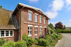 Herzlichkeit und Tradition – Entdecken Sie Ihr neues Zuhause im Dorf!  – Die vollständige Adresse der Immobilie erhältst du vom Anbieter., 25842 Bargum – Vorschaubild 6