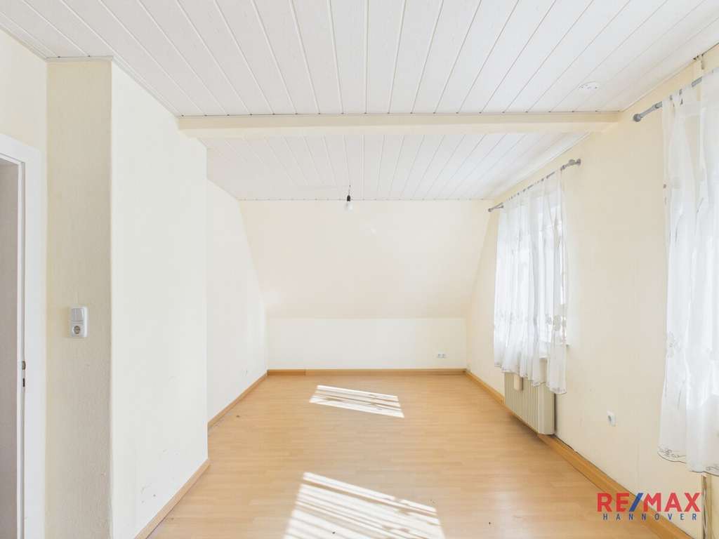 Immobilie in Schwarmstedt - Zweifamilienhaus mit großem Grundstück und Doppelgarage in Schwarmstedt-Grindau! - Bild 1