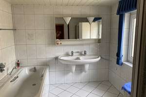Geräumiges Zweifamilienhaus / Mehrgenerationenhaus mit großem Grundstück in Bottrop-Kirchhellen – Die vollständige Adresse der Immobilie erhältst du vom Anbieter., 46244 Kirchhellen-Mitte, Bottrop – Vorschaubild 18