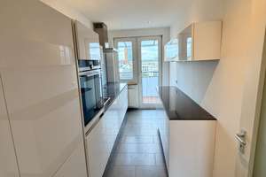 Traum-Penthouse mit 3 Balkonen, EBK und Aufzug direkt auf der Lorettostraße – Lorettostraße 5, 40219 Unterbilk, Düsseldorf – Vorschaubild 14