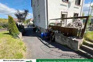 Solides Wohnhaus mit Potenzial und Garten – Die vollständige Adresse der Immobilie erhältst du vom Anbieter., 95100 Selb – Vorschaubild 5