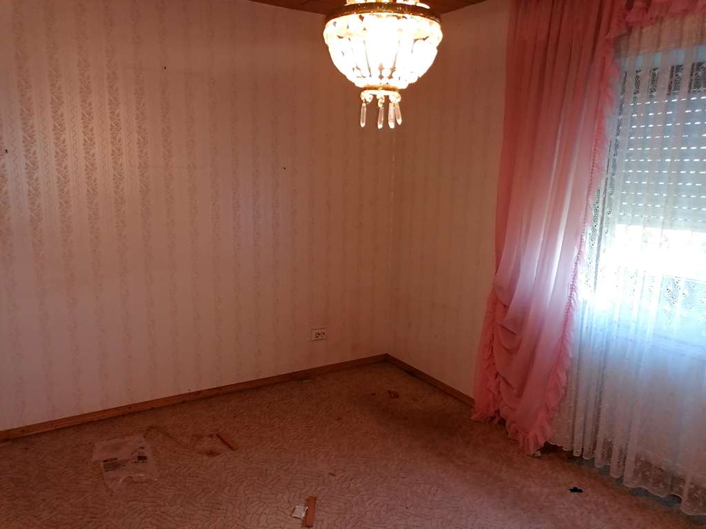 Immobilie in Waldmohr - Waldmohr: Charmantes Einfamilienhaus mit großem Potential und zusätzlichem Grundstück - Bild 3