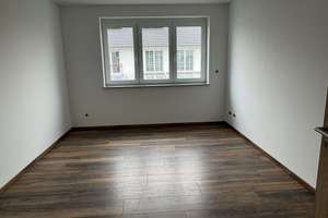 Geräumige 6-Zimmer-Doppelhaushälfte mit gehobener Innenausstattung zur Miete in Boxheimerhof – Die vollständige Adresse der Immobilie erhältst du vom Anbieter., 68642 Bürstadt – Vorschaubild 11