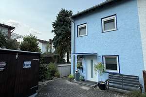 *Ihr Familientraum* Idyllisches, modernisiertes Reihenendhaus in direkter Waldrandlage – Die vollständige Adresse der Immobilie erhältst du vom Anbieter., 63322 Rödermark – Vorschaubild 1