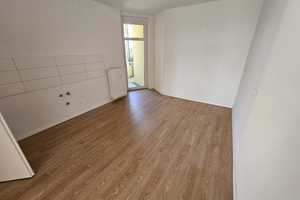 Charmante 2- Zimmerwohnung im schönen Buckau inkl. Balkon+Tageslichtbad mit Wanne+Abstellraum – Gnadauer Str. 4, 39104 Magdeburg – Vorschaubild 4