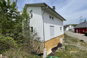 Zwangsversteigerungstermin in Vorbereitung - Einfamilienhaus mit Garage in 79739 Schwörstadt - Nied – Die vollständige Adresse der Immobilie erhältst du vom Anbieter., 79739 Schwörstadt – Vorschaubild 2