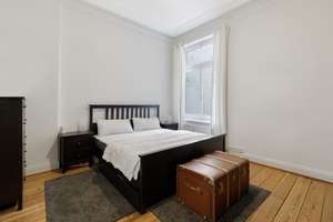 Traumhafte 4,5-Zimmer-Altbauwohnung in direkter Nähe zur Außenalster – Die vollständige Adresse der Immobilie erhältst du vom Anbieter., 20099 St. Georg, Hamburg – Vorschaubild 9