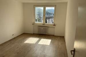 Bequem mit dem Aufzug ins 6. OG: tolle 3-Zimmer-Wohnung mit kleinem Balkon in Hagen Zentrum – Emilienplatz 2, 58097 Mittelstadt, Hagen – Vorschaubild 9