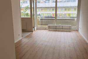 Modernisierte 1-Zimmer-Wohnung mit Balkon und Einbauküche in Berlin-Wilmersdorf / Schmargendorf – Schlangenbader Straße 17, 14197 Wilmersdorf, Berlin – Vorschaubild 7