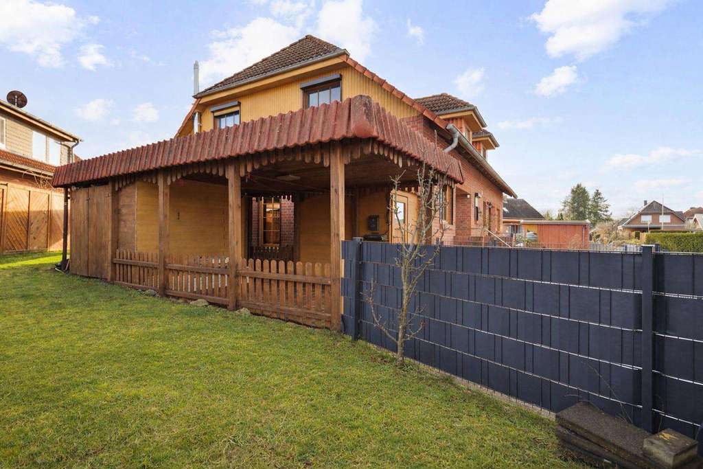 Immobilie in Wesendorf - Hochwertige Doppelhaushälfte mit großzügiger Raumaufteilung in ruhiger Wohnlage in Wesendorf. - Bild 1