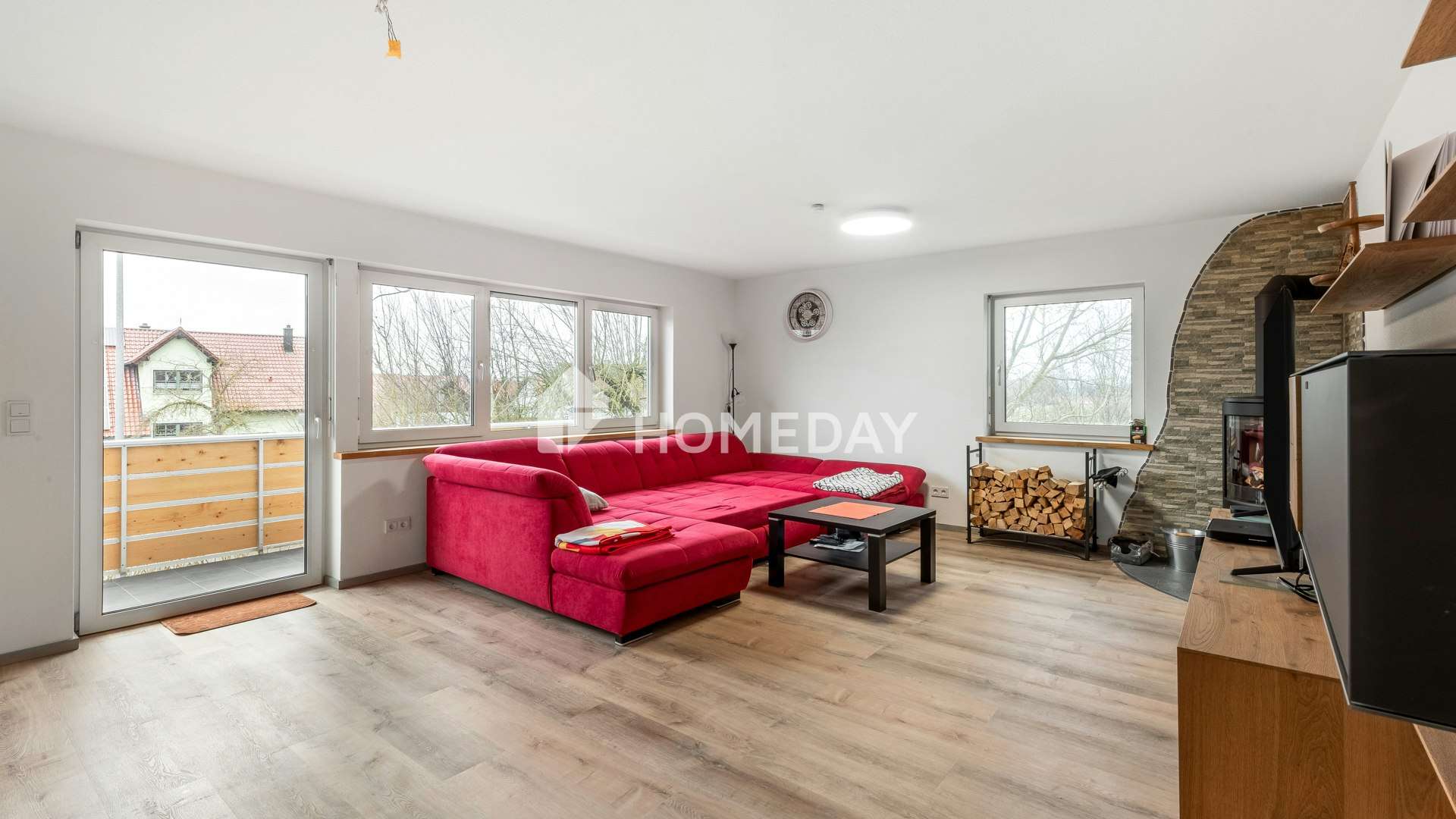 Immobilie in Weißenhorn - Großzügige 3-Zimmer-Wohnung mit zwei Balkonen und Kamin - Bild 6