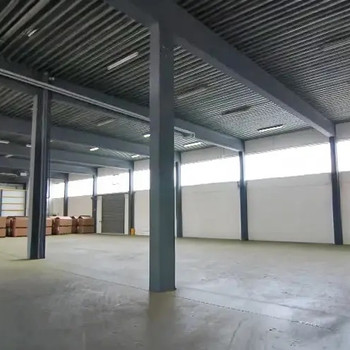 Lagerhalle zu vermieten nördlich von München