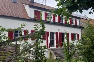 Einfamilienhaus mit großem Garten