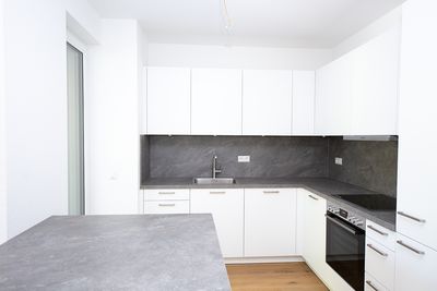 ERSTBEZUG - Erdgeschoss 4-Zi-Whg. mit Loggia