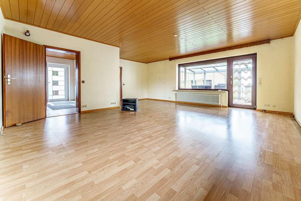 Immobilie in Haseldorf - Wohnen in der Elbmarsch - 250 m² Wohlfühlfläche. - Bild 3