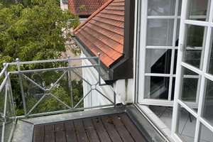 RESERVIERT !   freie 2,5-Zi.-Galerie-Whg. und 3 Balkonen im inneren Westen von Regens... – Die vollständige Adresse der Immobilie erhältst du vom Anbieter., 93049 Westenviertel, Regensburg – Vorschaubild 1