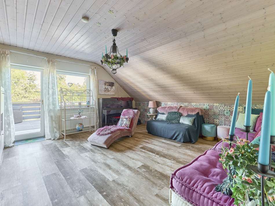 Wohnzimmer OG