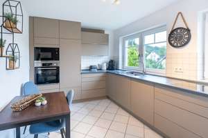 Stilvoll und exklusiv Wohnen an der Terrassenmosel- Doppelhaushälfte mit Panoramablick! – Die vollständige Adresse der Immobilie erhältst du vom Anbieter., 56332 Brodenbach – Vorschaubild 10