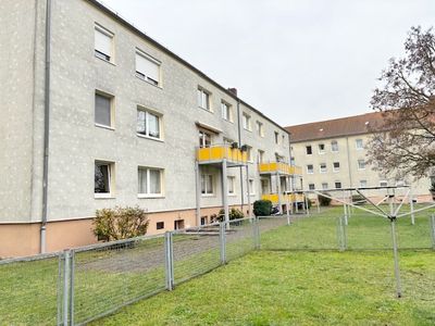 Kapitalanlage oder Eigennutzung – 3-Raum-Eigentumswohnung mit Balkon in Weißenfels
